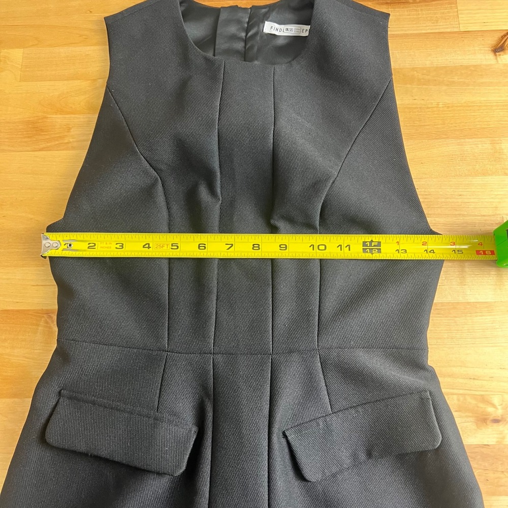 Finders Keepers Black Sleeveless Midi Sheath Dress Size XS Seams Slit Office - Picture 10 of 13